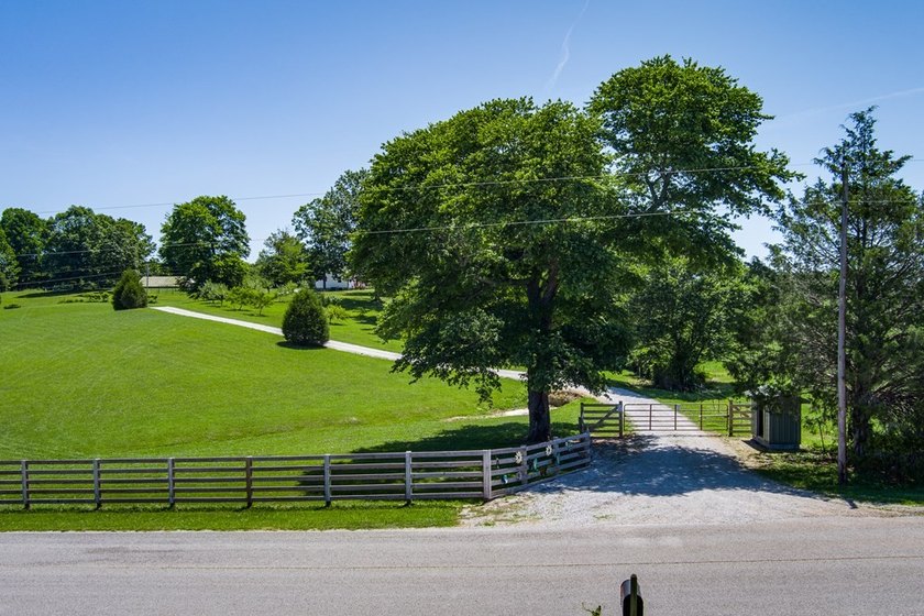 Rare 16-acre unrestricted multi-use property with 3 separate - photo 36