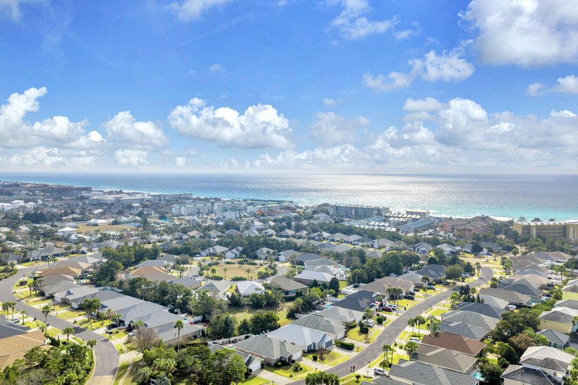 This well-appointed four-bedroom, two-bath home offers 1,919 - photo 41