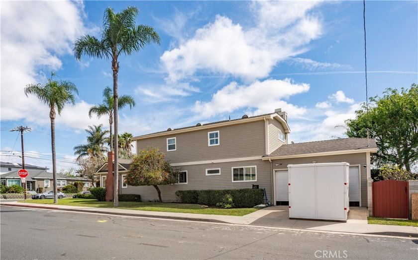 Discover exceptional living in this beautifully located central - photo 29