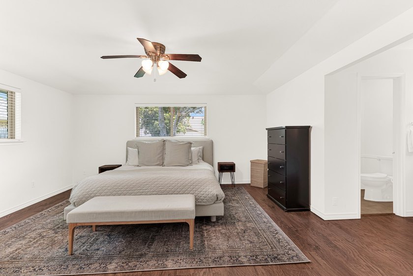 Welcome to 2814 Forest Grove Drive! Step into this impeccably - photo 21