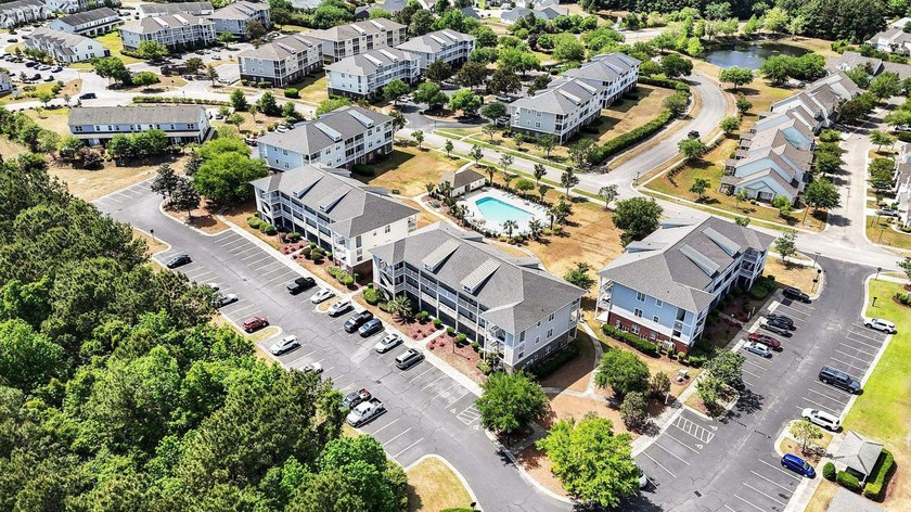 Welcome to this two-bedroom, two-bathroom top-floor condo - photo 28