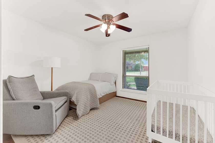 Welcome to 2814 Forest Grove Drive! Step into this impeccably - photo 28