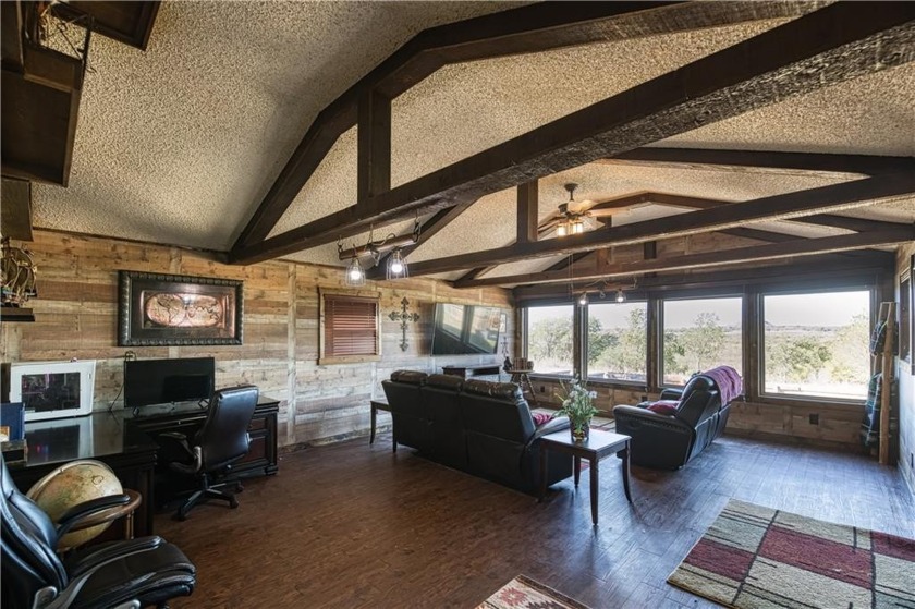 20456 E 1410 Road, Lone Wolf, OK 73655, 3296010