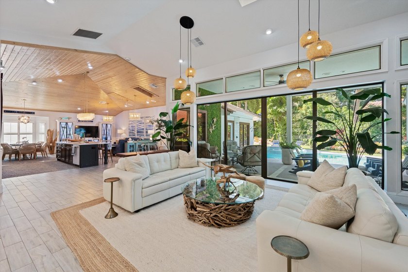 Resort-style living in Heritage Oaks. Located behind the 24-hour - photo 8