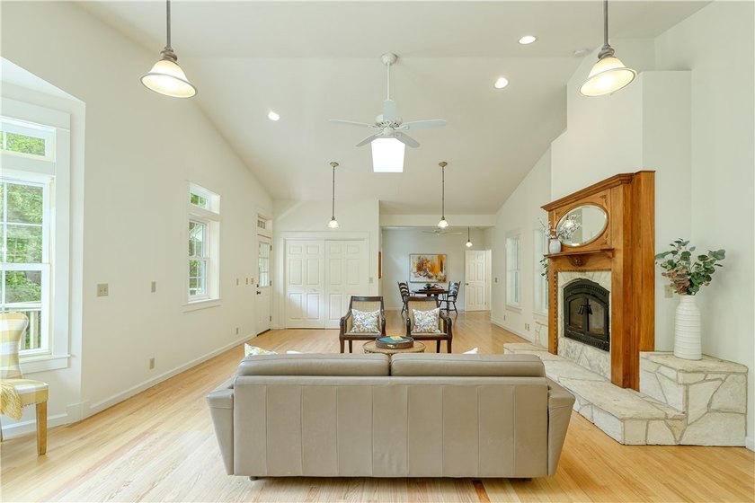 This dream 195 acre California Coastal Ranch provides you with - photo 15