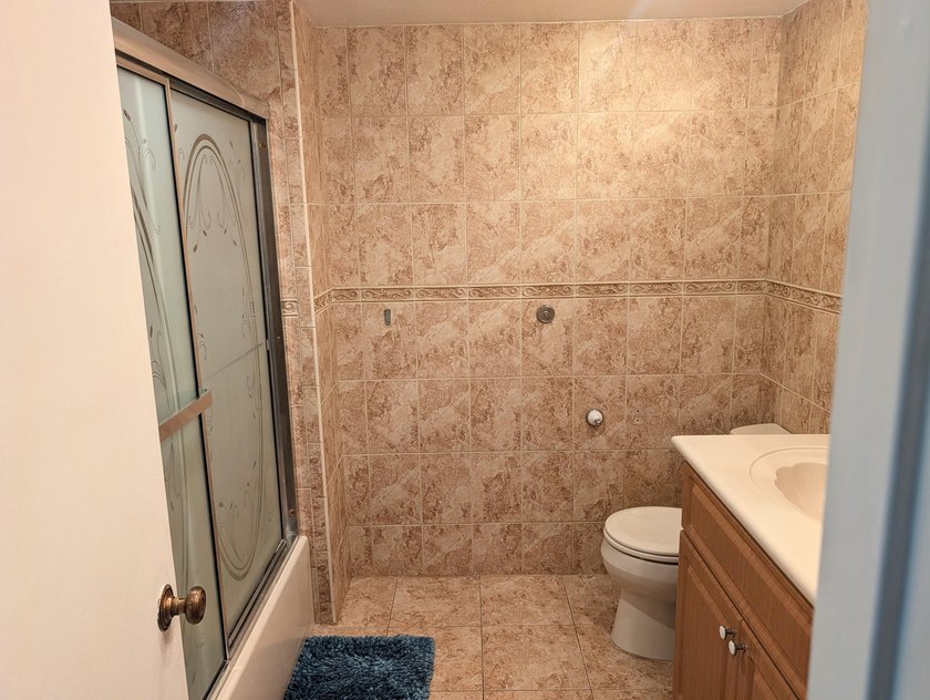 BACK ON THE MARKET! Spacious centrally located townhome in the - photo 21