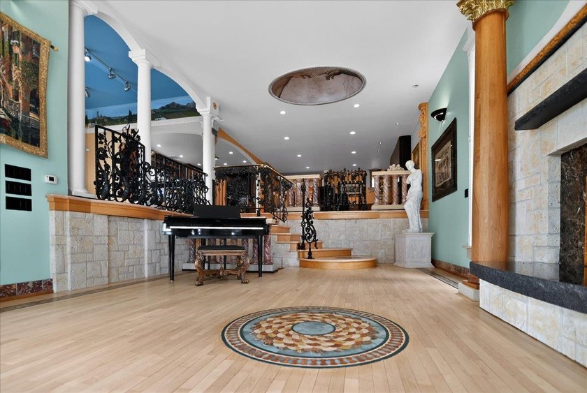 Fresh Opportunity...NEW MARKET ADJUSTMENT OFFERS EXCEPTIONAL - photo 32
