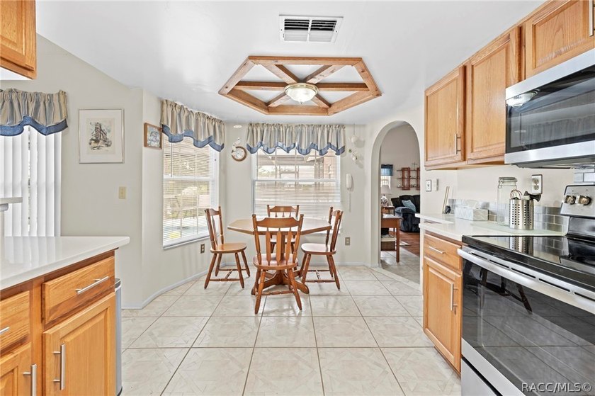 Discover your slice of Florida living at 13378 Drayton Dr - photo 14