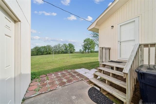 Charming 2-bedroom, 2-bath home set on nearly 2.5 peaceful acres - photo 17