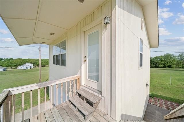 Charming 2-bedroom, 2-bath home set on nearly 2.5 peaceful acres - photo 19