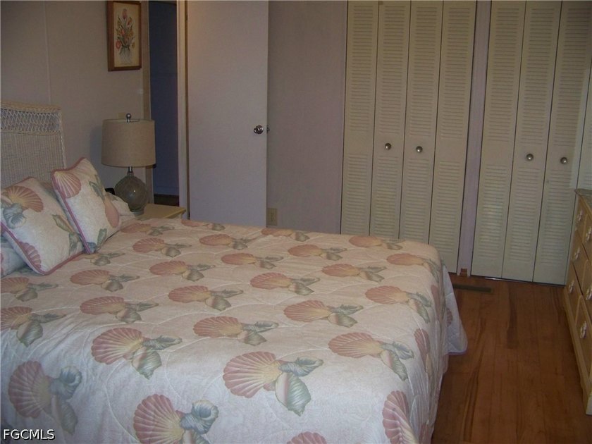 Welcome to Carriage Village, a VERY AFFORDABLE sociable - photo 22