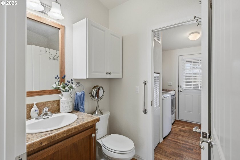 Beautifully maintained 2-bedroom, 2-bath home offering 1,295 - photo 13