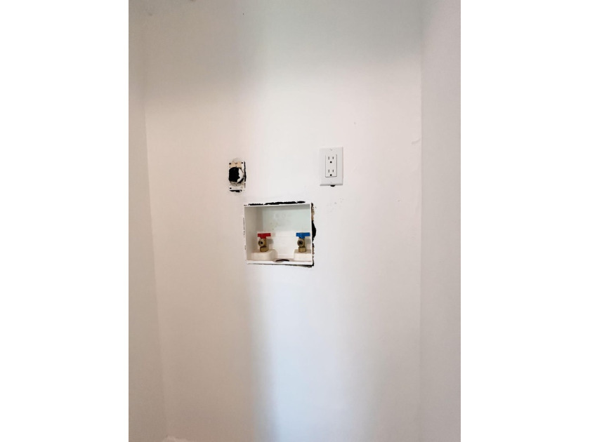 TURNKEY INVESTMENT OPPORTUNITY | NO HOA Welcome to this - photo 22