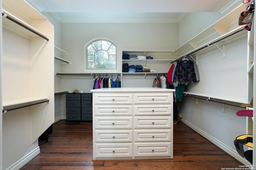 * Owner Finance available - 3 yr Balloon* Discover the epitome - photo 22