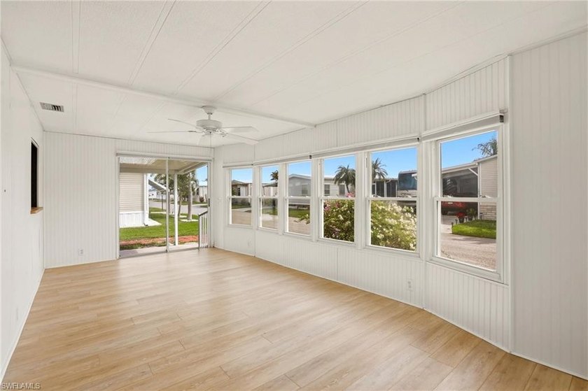Welcome to your slice of Florida paradise in sought-after - photo 24