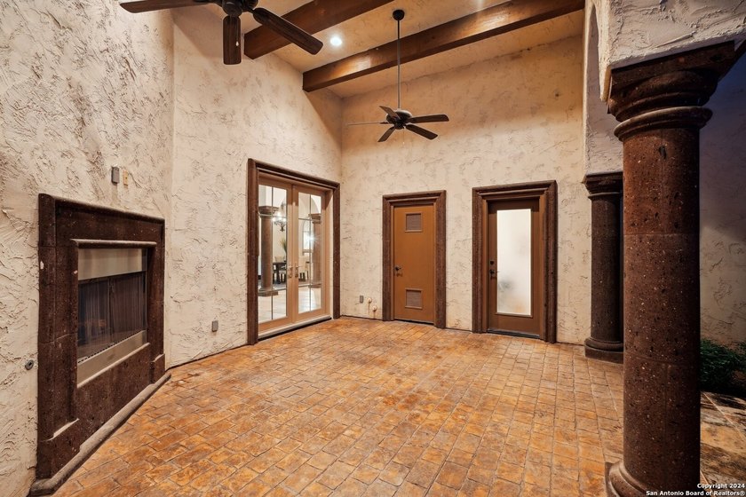 * Owner Finance available - 3 yr Balloon* Discover the epitome - photo 34