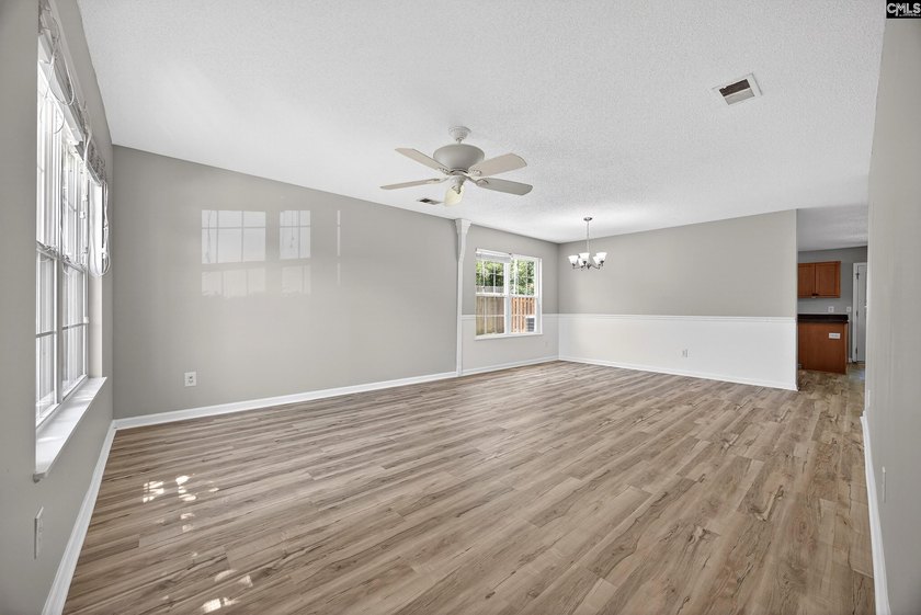 Welcome home to this beautifully updated 4-bedroom, 2.5-bath - photo 5