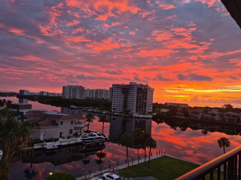 Wake up to breathtaking Intracoastal views from this upgraded - photo 2