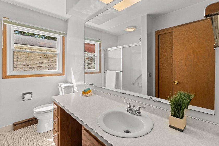 Tucked into an established northside neighborhood, this charming - photo 20