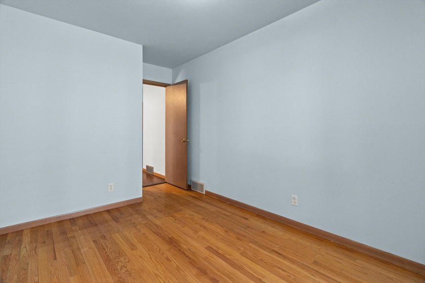 Tucked into an established northside neighborhood, this charming - photo 24