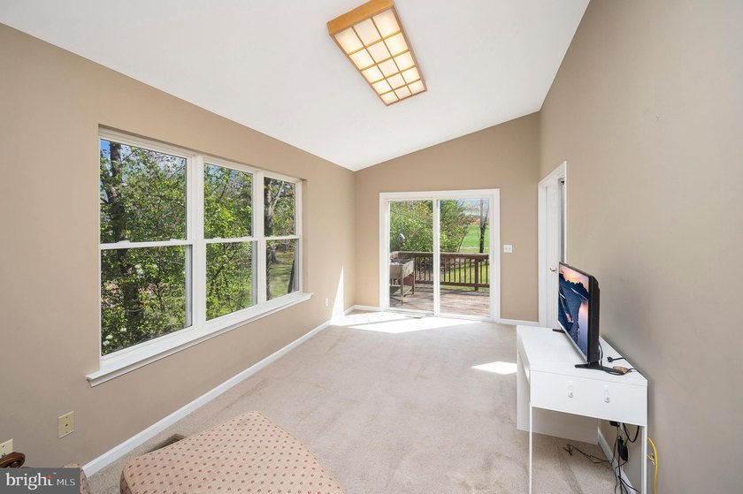 **Back on the market due to no fault of the seller** Welcome to - photo 36