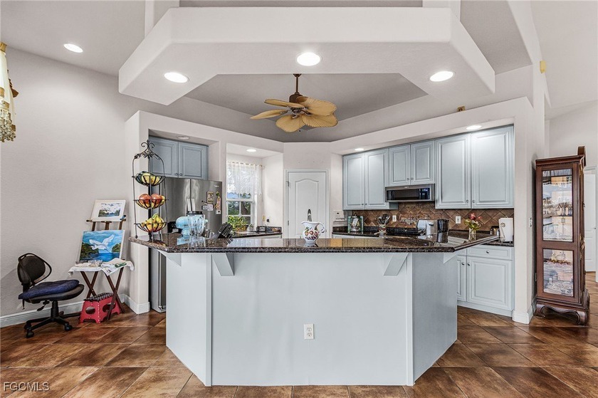 GULF ACCESS - STUNNING INTERSECTING CANAL &amp; BASIN VIEWS! Enjoy - photo 11