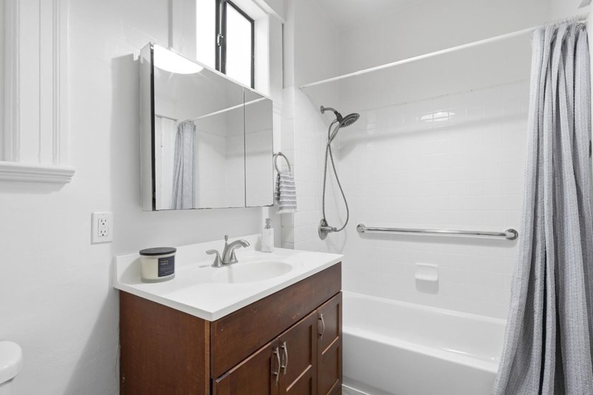 A charming residence nestled in SF's vibrant Excelsior - photo 20