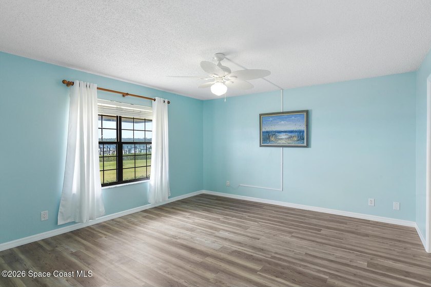 Experience waterfront living with wide views of Kitching Cove, a - photo 20