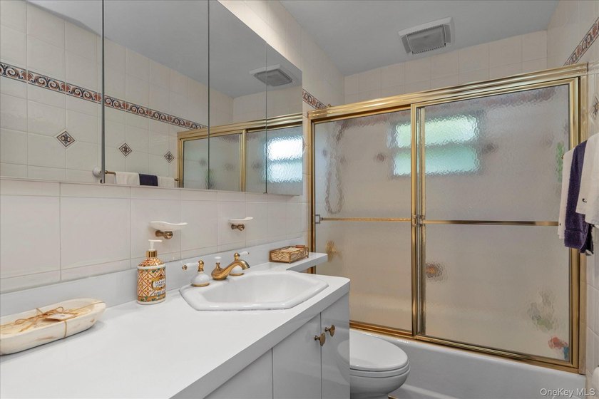 Welcome to 37 Rose Lane, a beautifully maintained 4-bedroom, 3 - photo 14