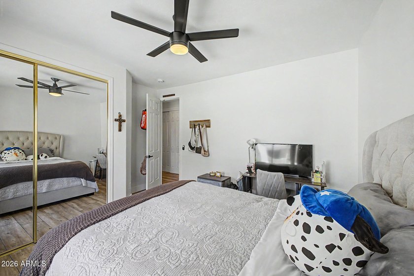 Welcome to this spacious and beautifully updated home tucked - photo 18