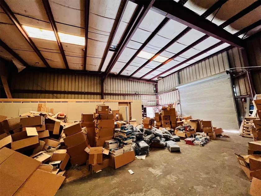Prime Industrial Opportunity with High-Visibility Frontage in - photo 7