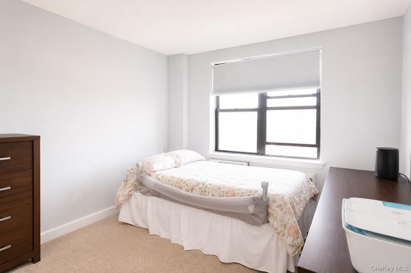 **Welcome to the City by the Sea!** This spacious Junior 4 - photo 12