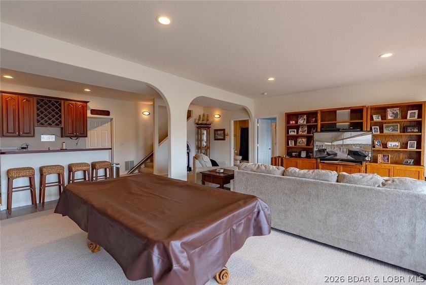 Enjoy easy, low-maintenance living in this spacious 3 bed / 3 - photo 43