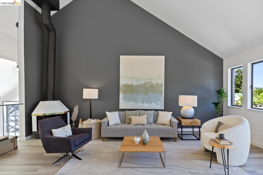 A beautifully updated reverse floor plan condo offering an - photo 2