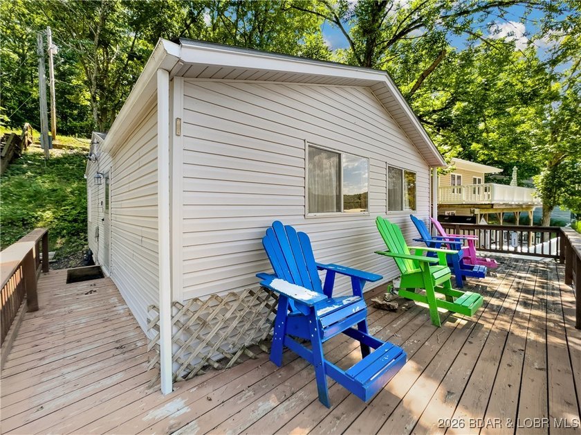 This lake home has it all for 1 price - Boat, 2 PWC's, Paddle - photo 32