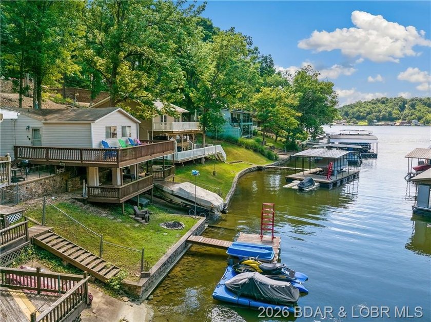 This lake home has it all for 1 price - Boat, 2 PWC's, Paddle - photo 39