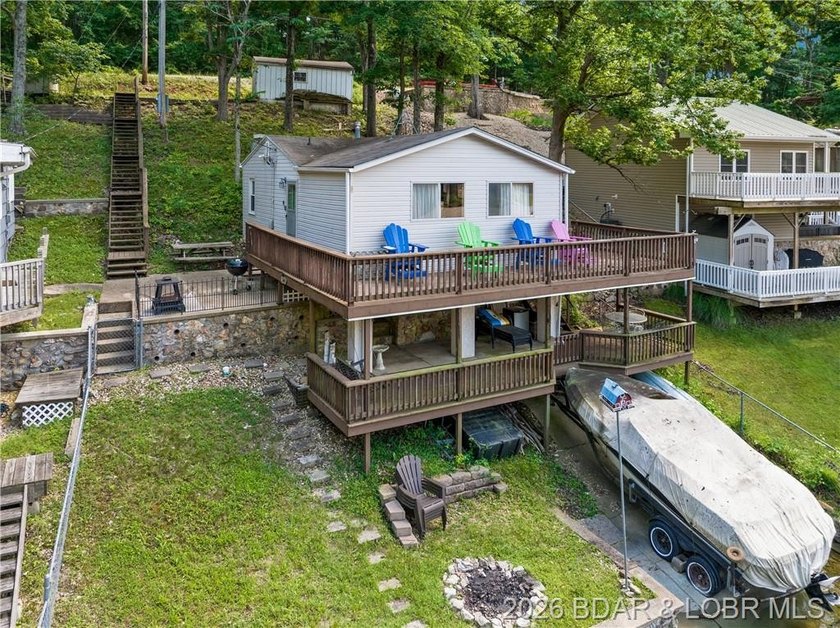 This lake home has it all for 1 price - Boat, 2 PWC's, Paddle - photo 40