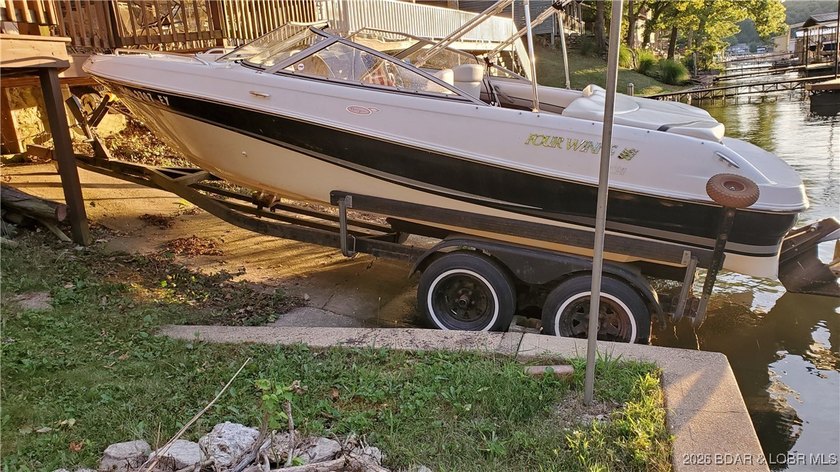 This lake home has it all for 1 price - Boat, 2 PWC's, Paddle - photo 50