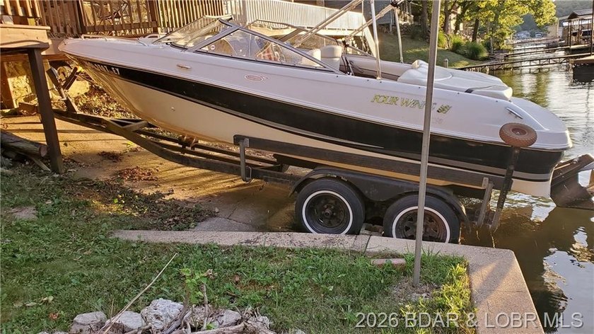 This lake home has it all for 1 price - Boat, 2 PWC's, Paddle - photo 50