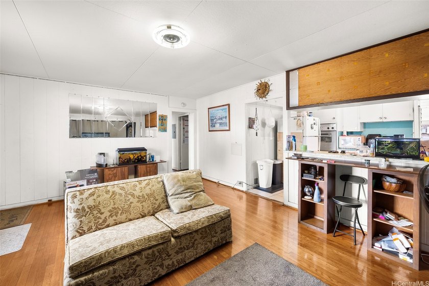 To be sold together with 94-815 Waipahu Street, this BMX-3 zoned - photo 19