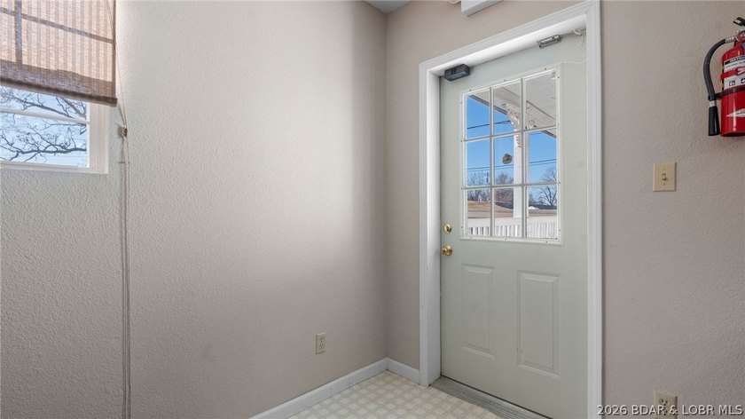 Located in the heart of bustling Osage Beach and off of Hwy 54 - photo 31