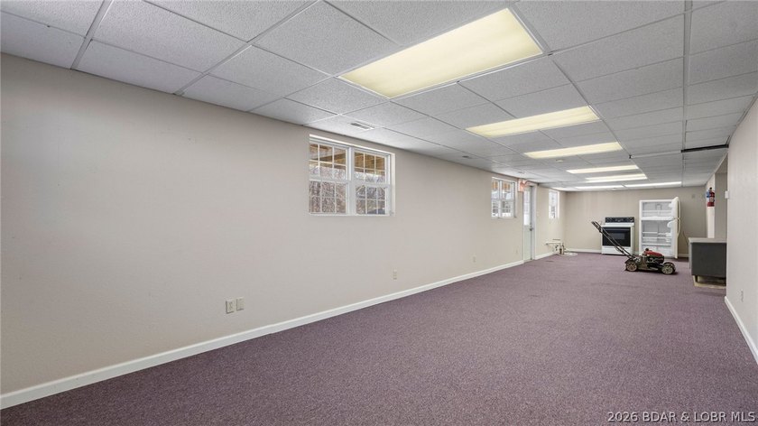 Located in the heart of bustling Osage Beach and off of Hwy 54 - photo 38