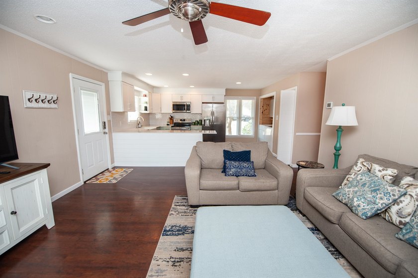MOTIVATED SELLERS! Welcome to lakefront living at its finest on - photo 8