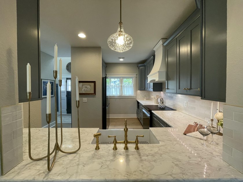 Quietly Reimagined: Experience elevated mountain living at 24 - photo 6