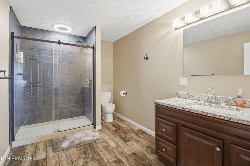 What a LAKEFRONT home awaits its proud new owners!! Viewers can - photo 38
