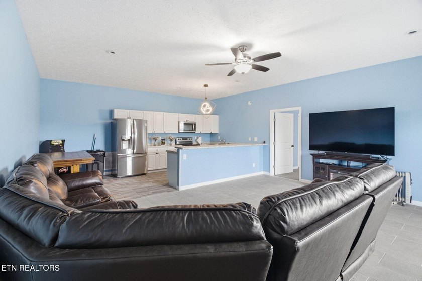 What a LAKEFRONT home awaits its proud new owners!! Viewers can - photo 42