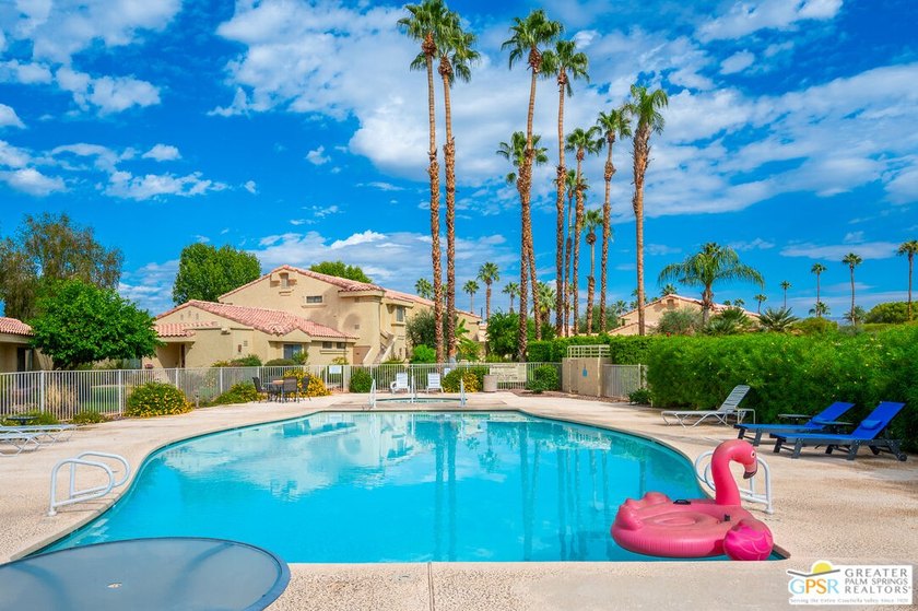 Welcome to relaxed desert living in this beautifully updated - photo 22