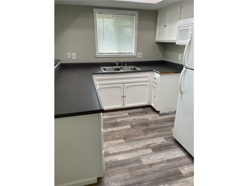 Unique offering of a 14 unit turn key asset with long-term - photo 34