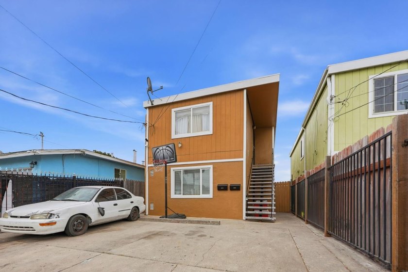 This turn-key Oakland duplex is a premier opportunity for - photo 20
