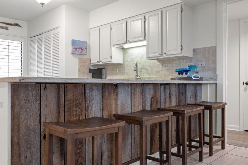 This pristine coastal 3 bedroom, 3 bath, retreat at Mainsail is - photo 33
